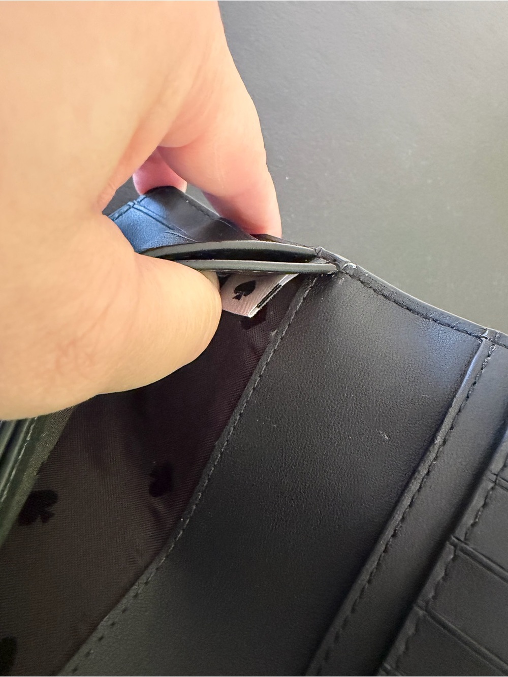 kate spade two-tone gray and cream zip-around wallet - Picture 5 of 8